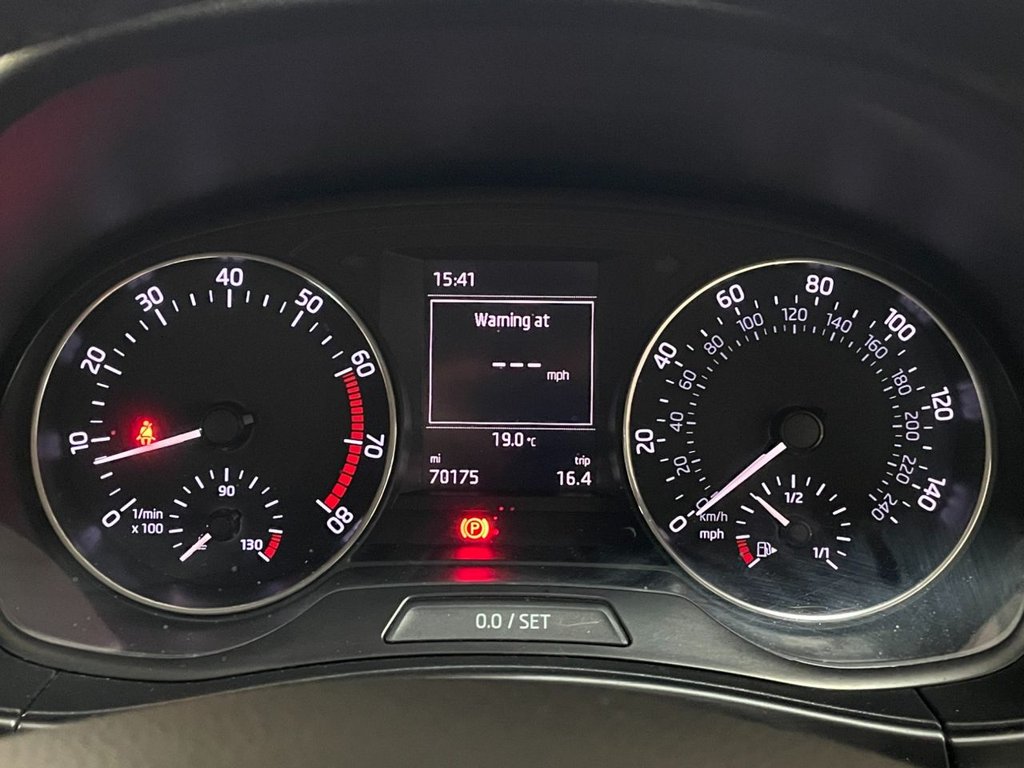 Used Skoda Fabia 2015 for sale - 76496227: Photo 32