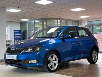 Used Skoda Fabia 2015 for sale - 76496227: Photo