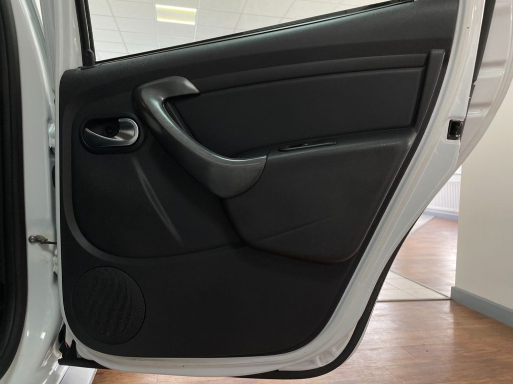 Used Dacia Duster 2018 for sale - 76345282: Photo 40