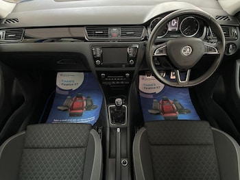 Used Skoda Rapid Spaceback 2016 for sale - 75721841: Photo