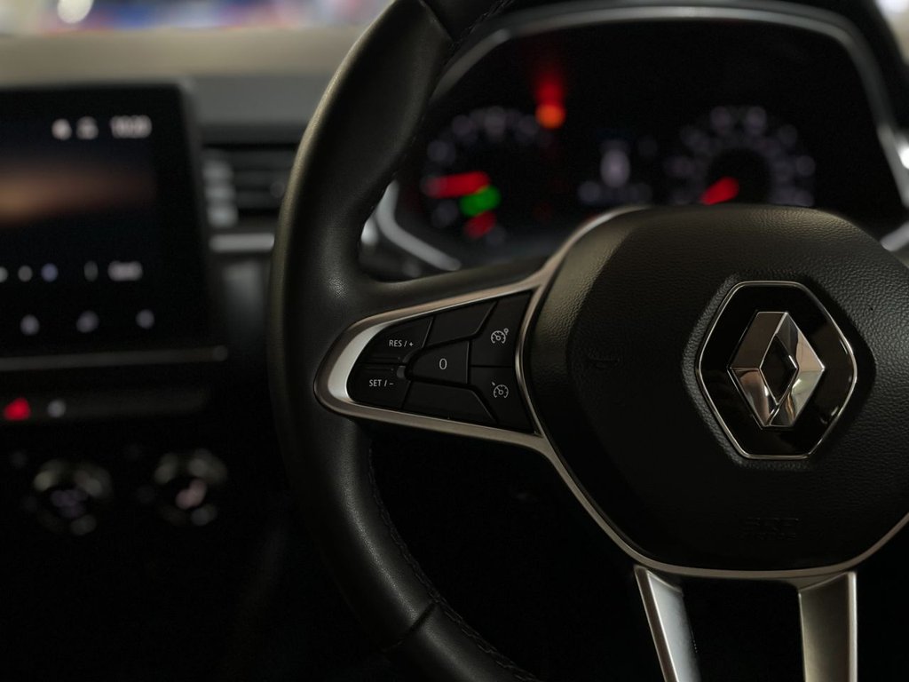 Used Renault Captur 2021 for sale - 77436696: Photo 31