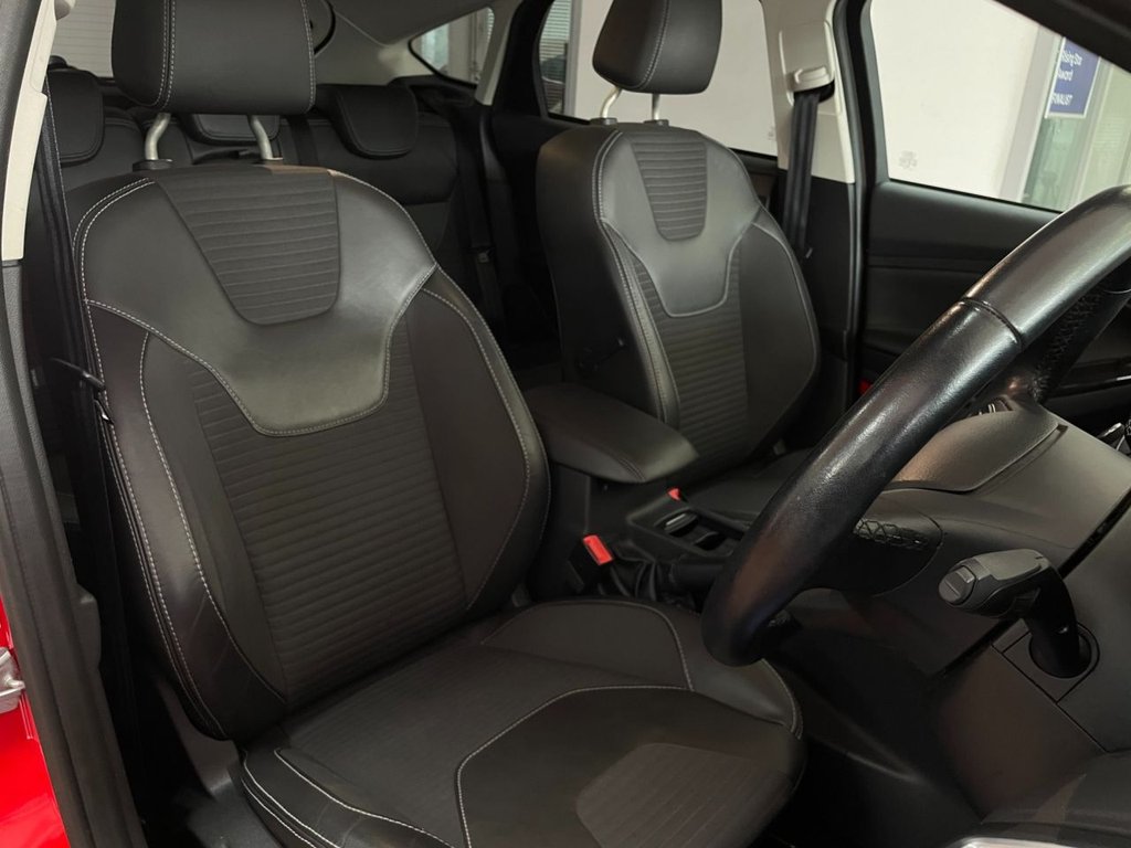 Used Ford Focus 2015 for sale - 76118703: Photo 17