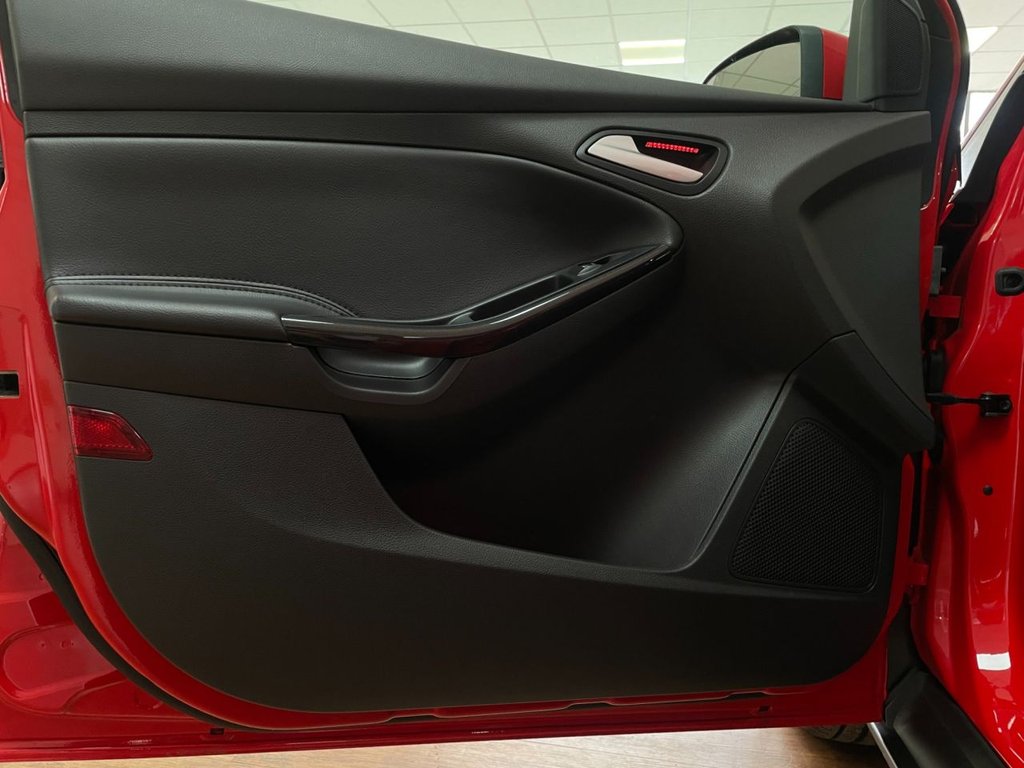 Used Ford Focus 2015 for sale - 76118703: Photo 43