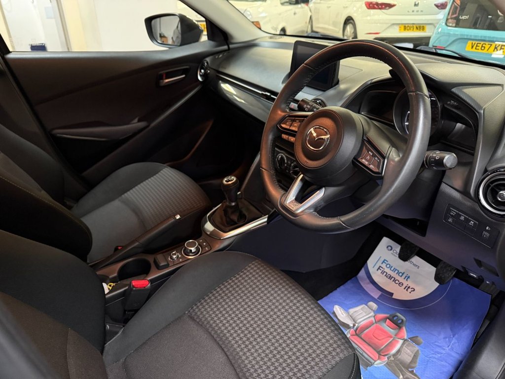 Used Mazda Mazda2 2017 for sale - 76048311: Photo 15