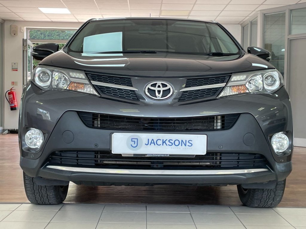 Used Toyota RAV4 2013 for sale - 76048312: Photo 5