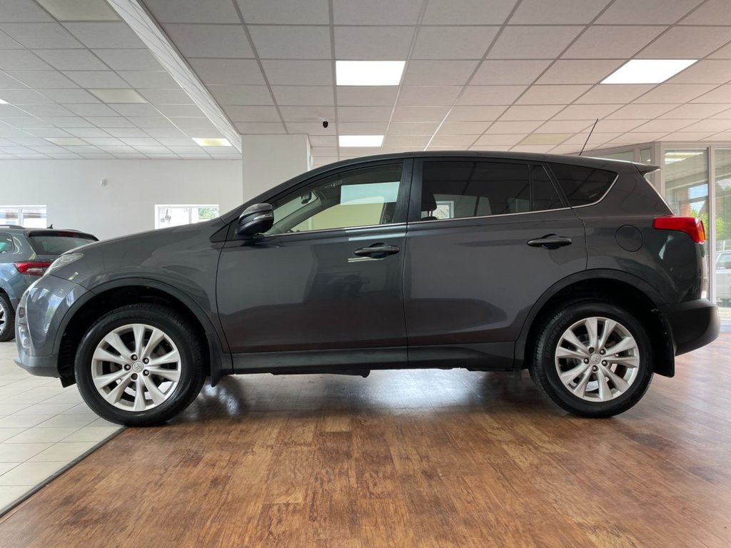Used Toyota RAV4 2013 for sale - 76048312: Photo 9