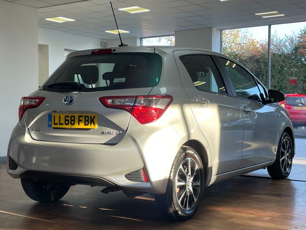 Used Toyota Yaris 2018 for sale - 76711518: Photo 12