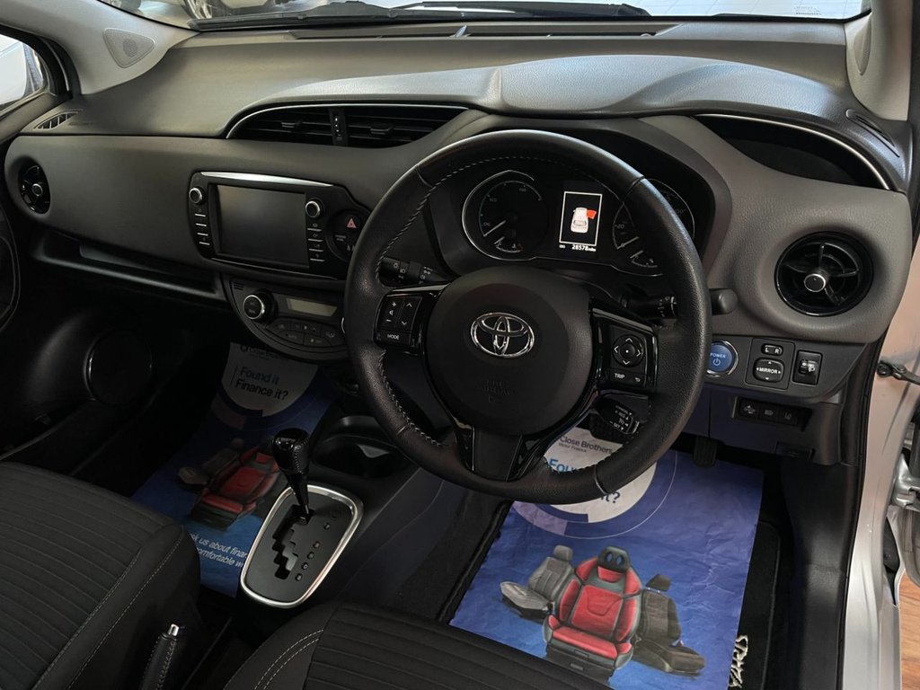 Used Toyota Yaris 2018 for sale - 76711518: Photo 15