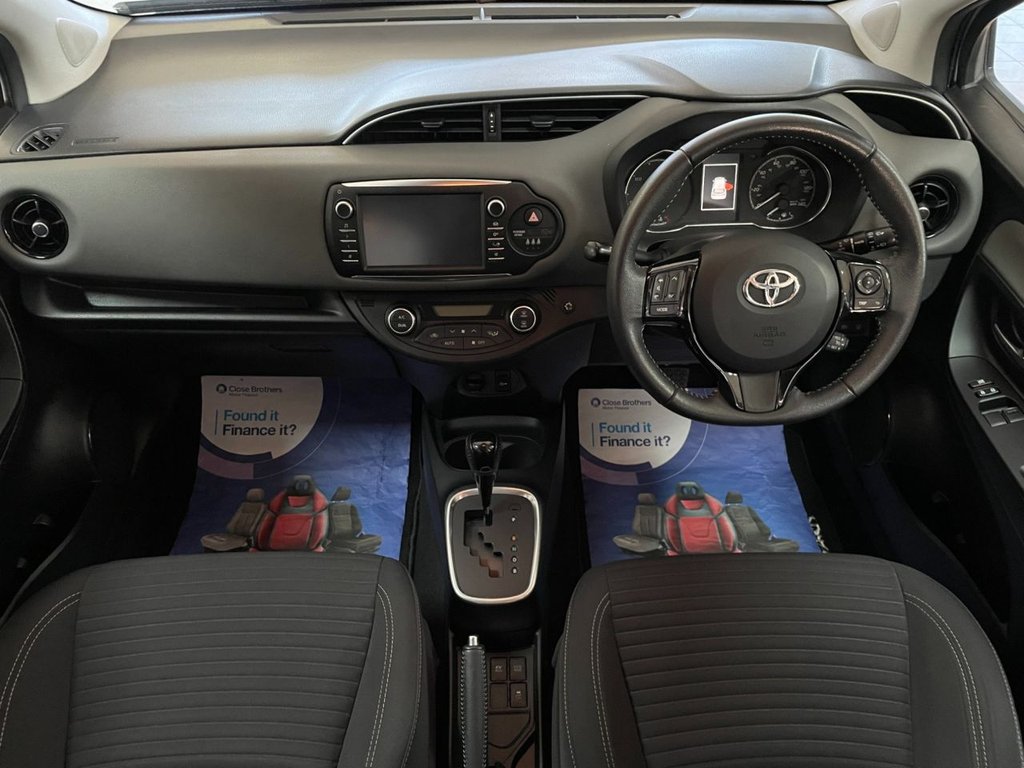 Used Toyota Yaris 2018 for sale - 76711518: Photo 2