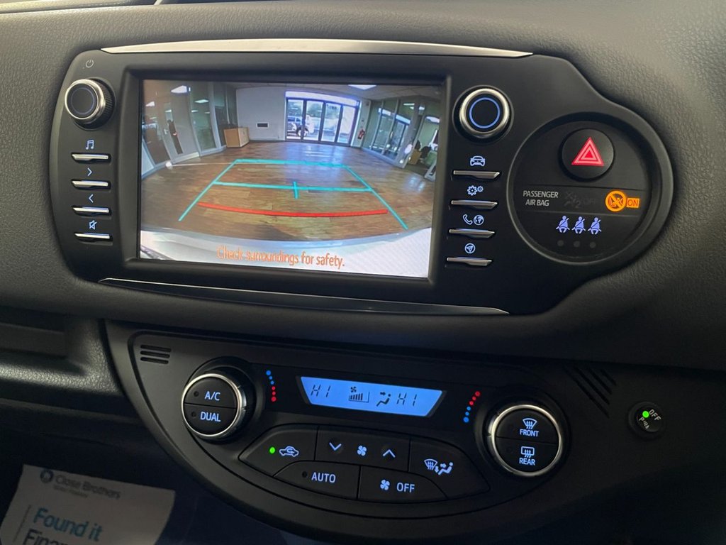 Used Toyota Yaris 2018 for sale - 76711518: Photo 25