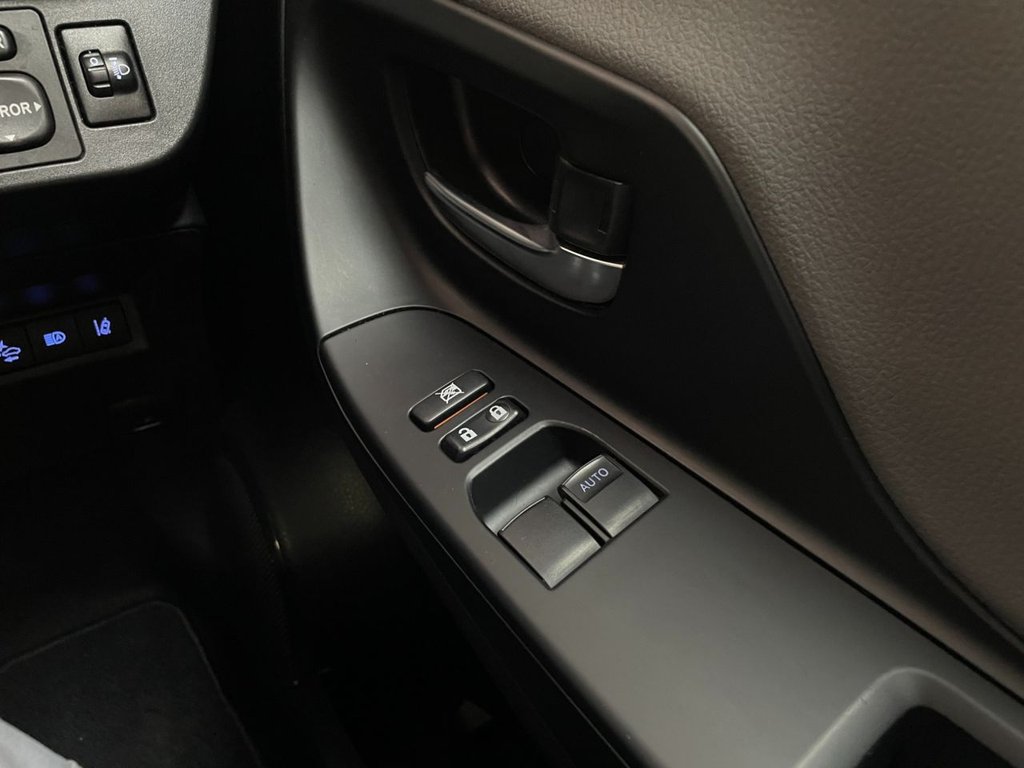 Used Toyota Yaris 2018 for sale - 76711518: Photo 30