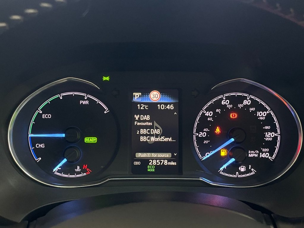 Used Toyota Yaris 2018 for sale - 76711518: Photo 31