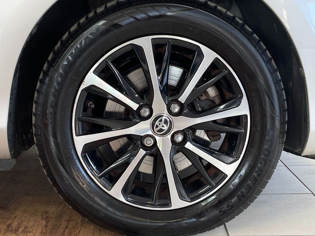 Used Toyota Yaris 2018 for sale - 76711518: Photo 33