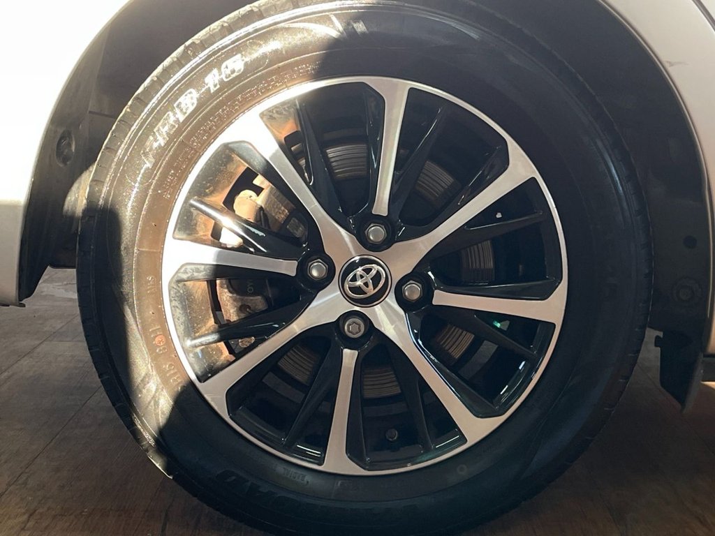 Used Toyota Yaris 2018 for sale - 76711518: Photo 34