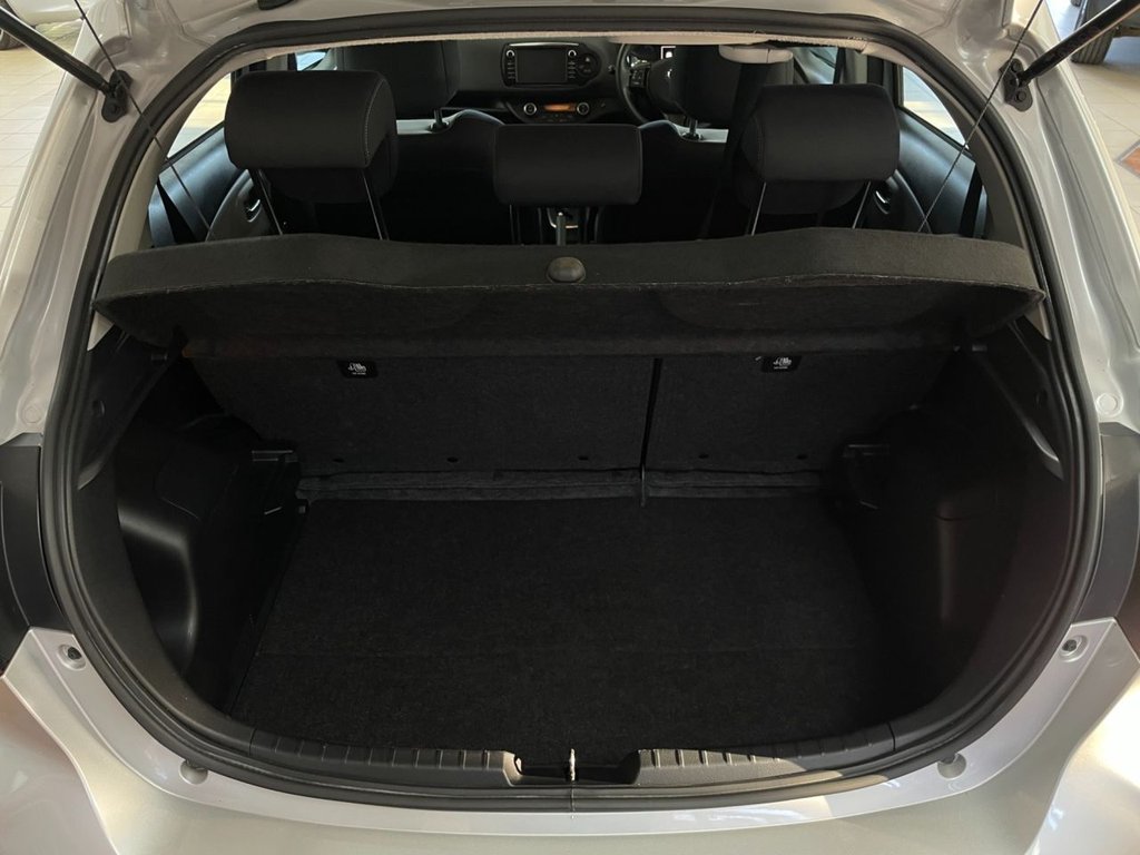 Used Toyota Yaris 2018 for sale - 76711518: Photo 43