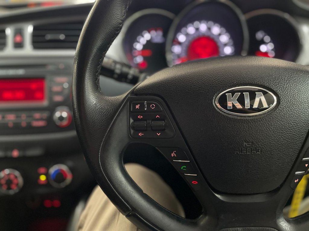 Used Kia Ceed 2015 for sale - 76291211: Photo 26