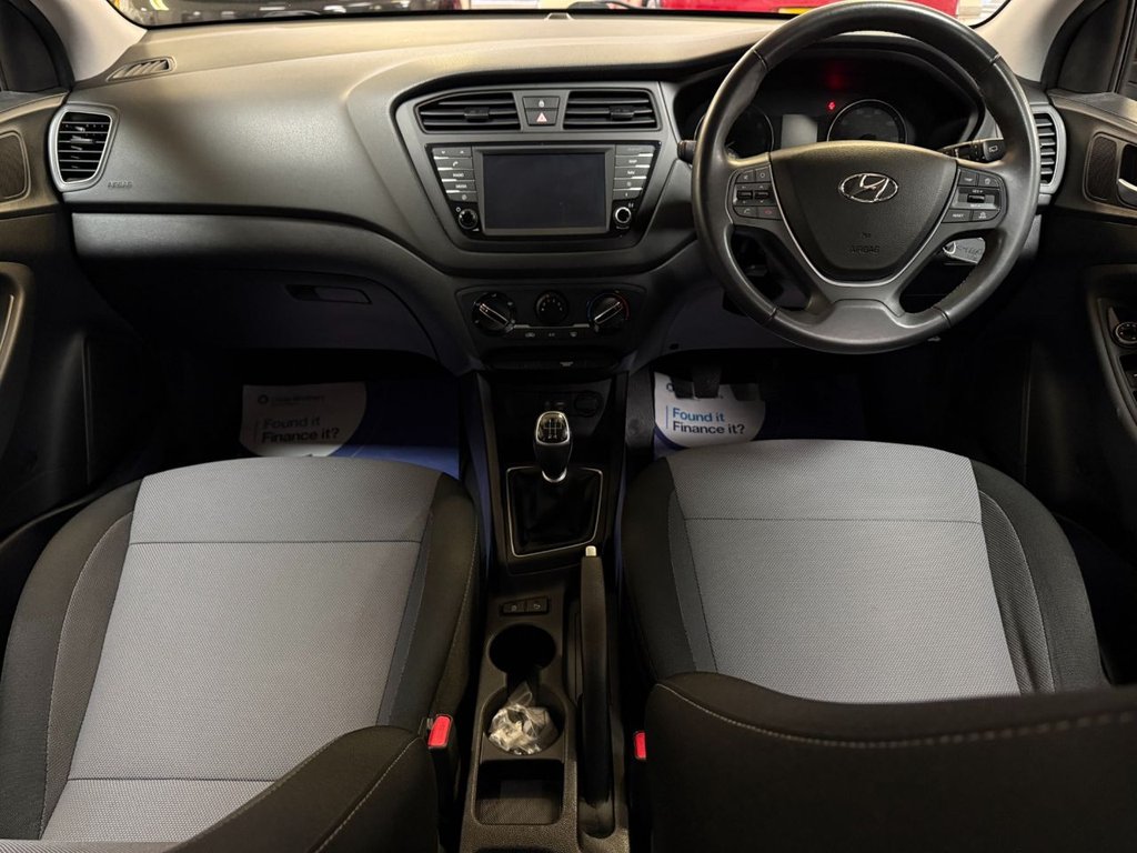 Used Hyundai i20 2016 for sale - 77608903: Photo 2