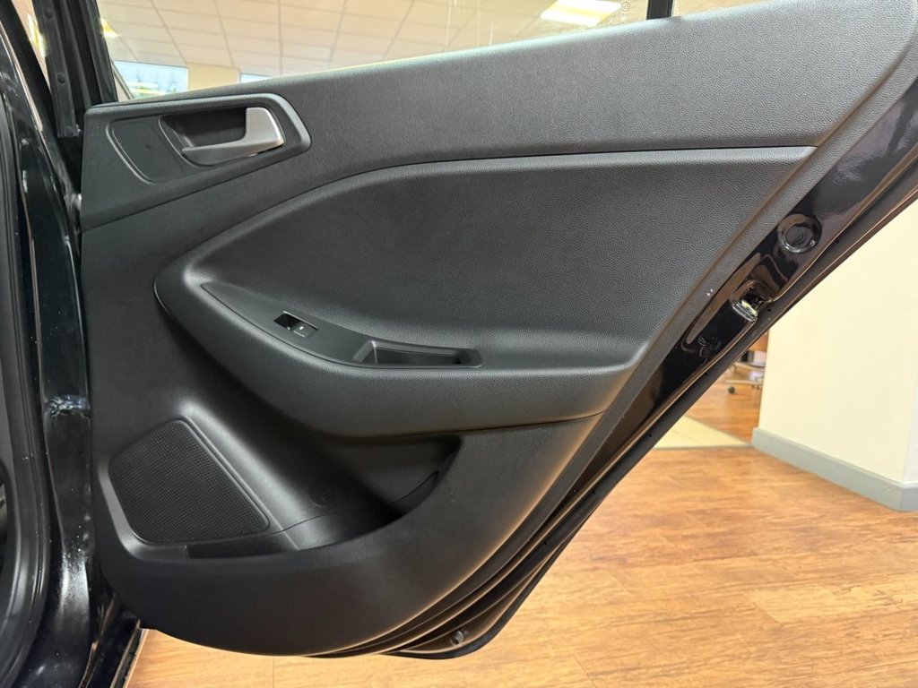 Used Hyundai i20 2016 for sale - 77608903: Photo 32