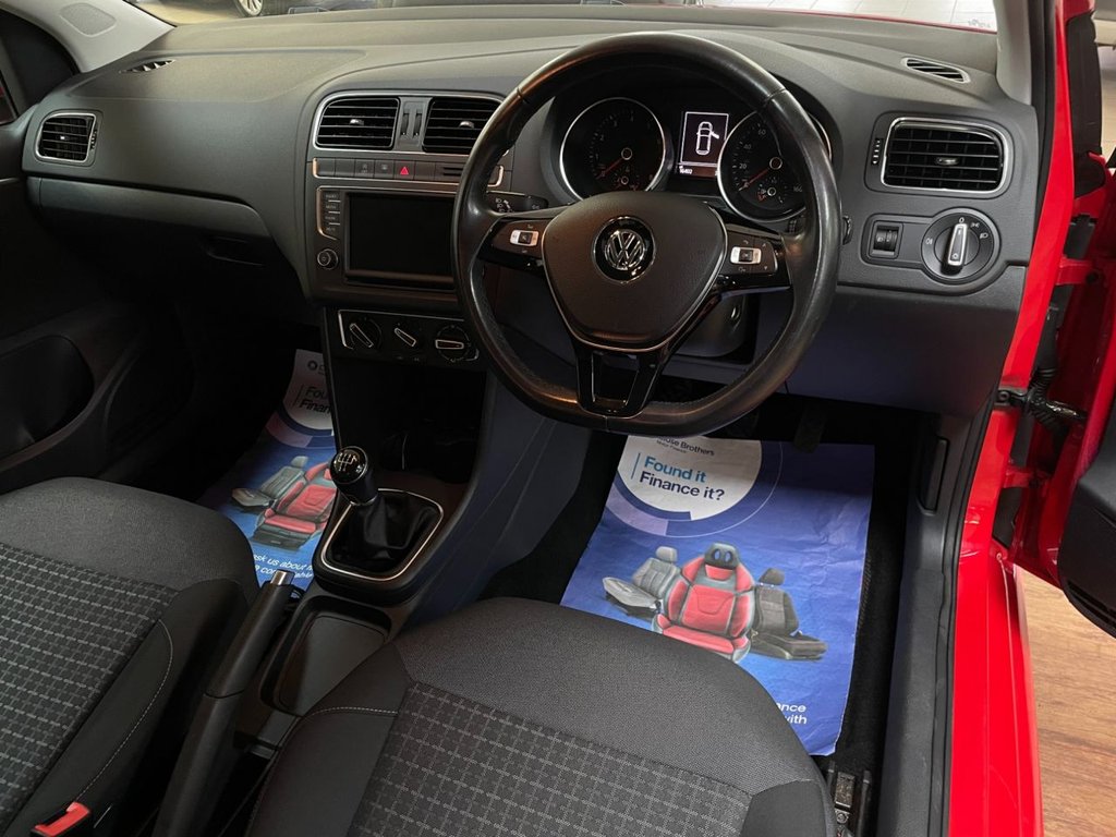 Used Volkswagen Polo 2015 for sale - 76291260: Photo 15