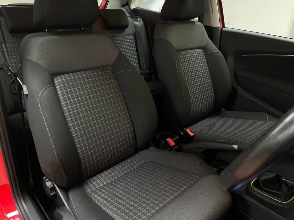 Used Volkswagen Polo 2015 for sale - 76291260: Photo 17