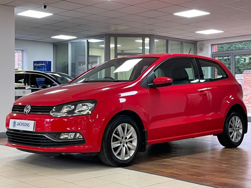 Used Volkswagen Polo 2015 for sale - 76291260: Photo 4