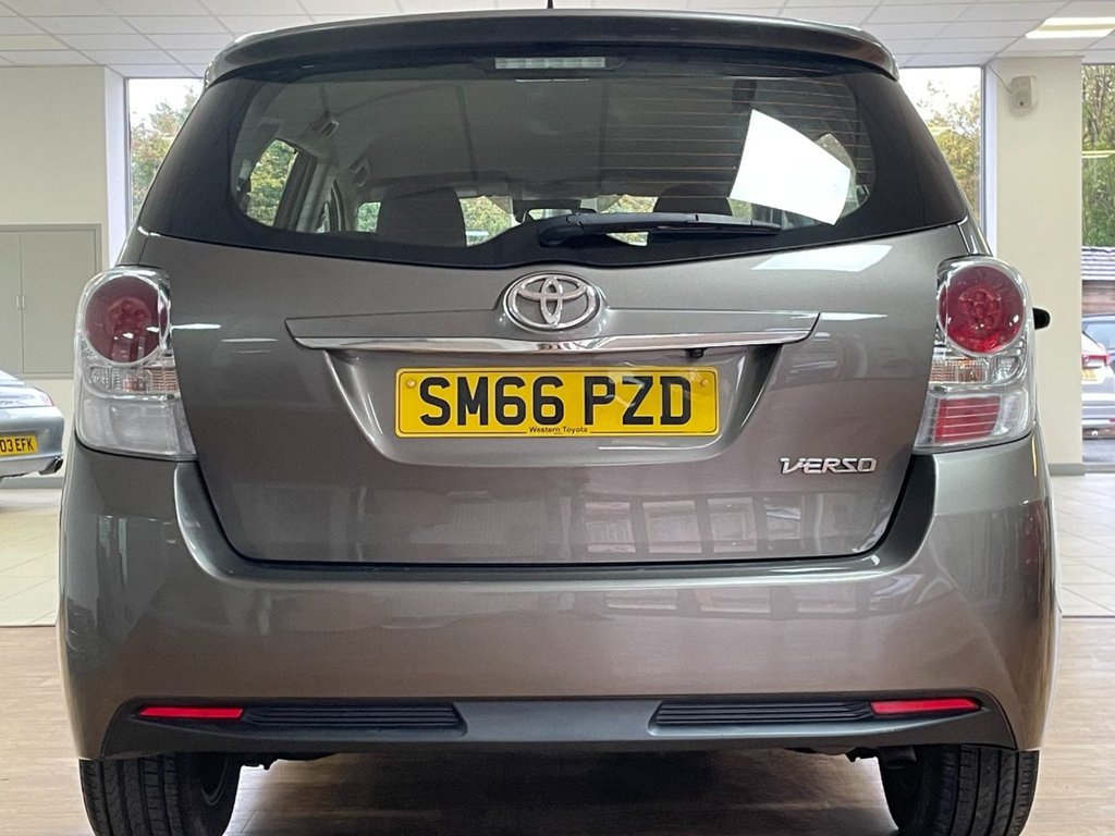 Used Toyota Verso 2017 for sale - 76406404: Photo 11