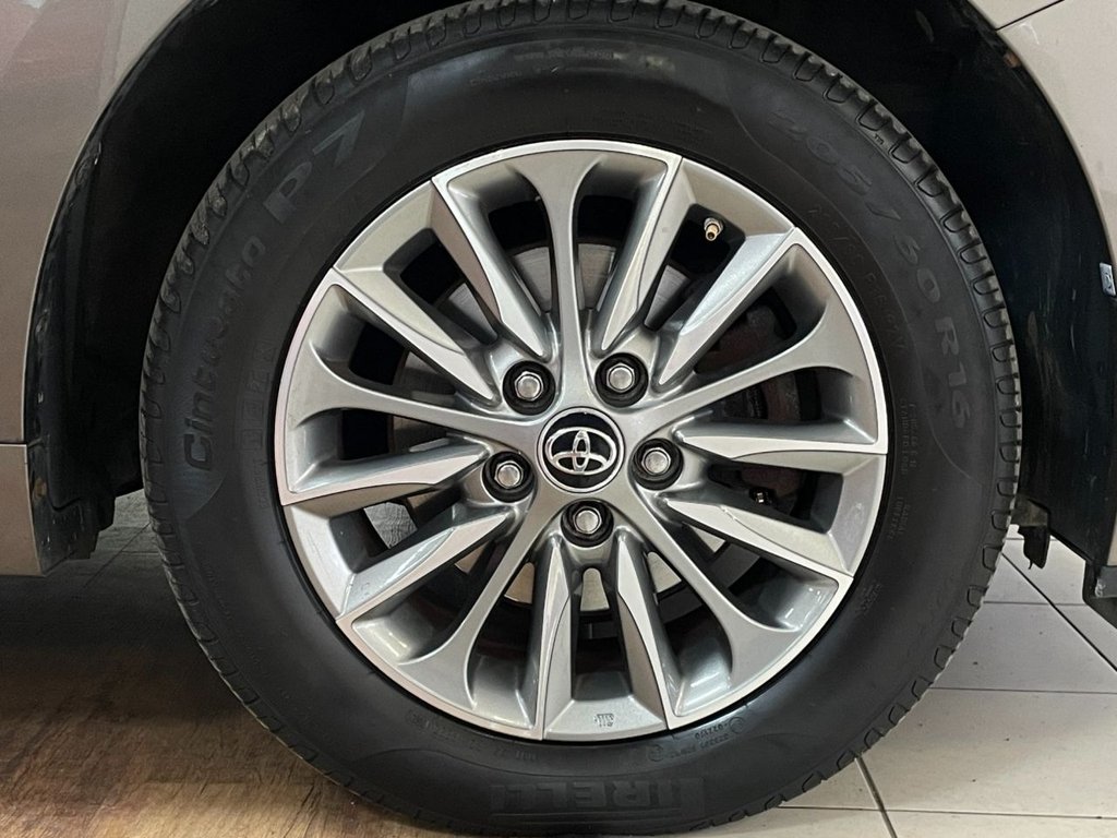 Used Toyota Verso 2017 for sale - 76406404: Photo 33