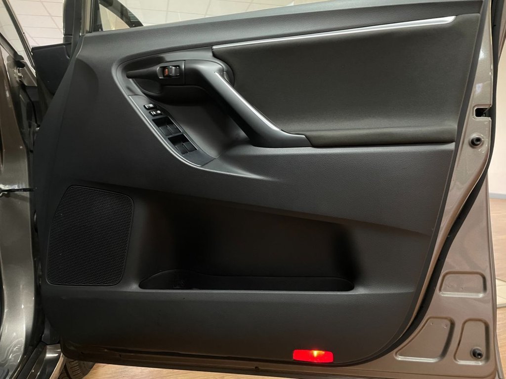 Used Toyota Verso 2017 for sale - 76406404: Photo 38