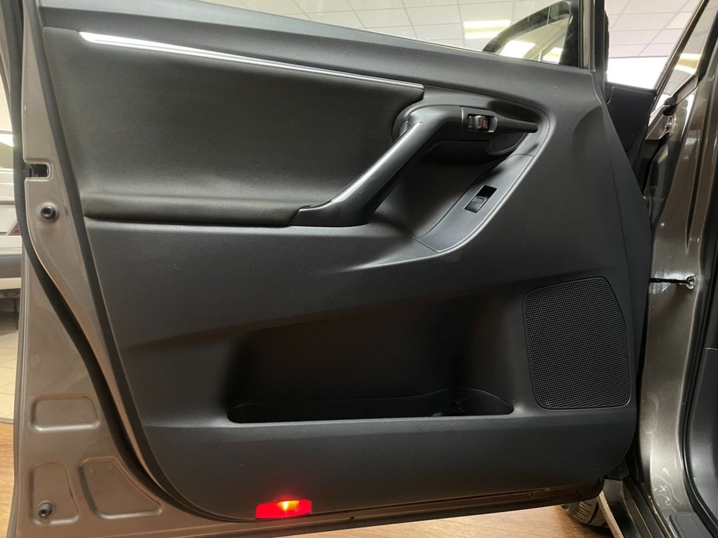 Used Toyota Verso 2017 for sale - 76406404: Photo 41