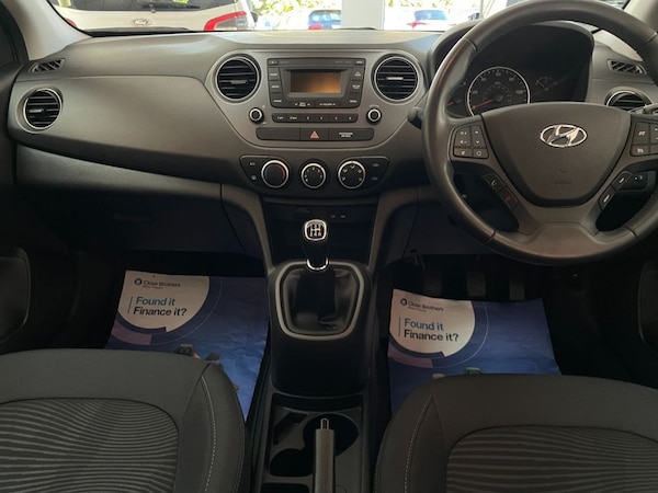Used Hyundai i10 2018 for sale - 76241415: Photo 19