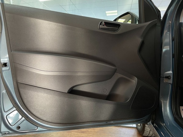 Used Hyundai i10 2018 for sale - 76241415: Photo 39