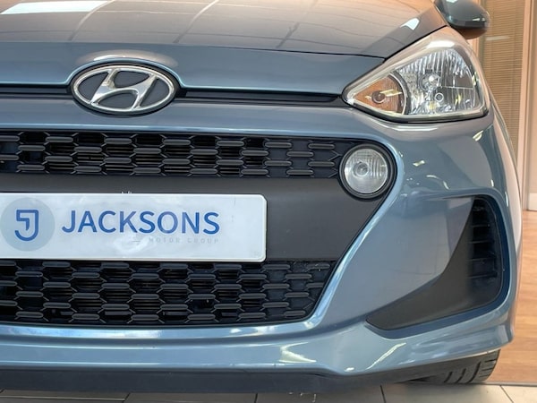Used Hyundai i10 2018 for sale - 76241415: Photo 7