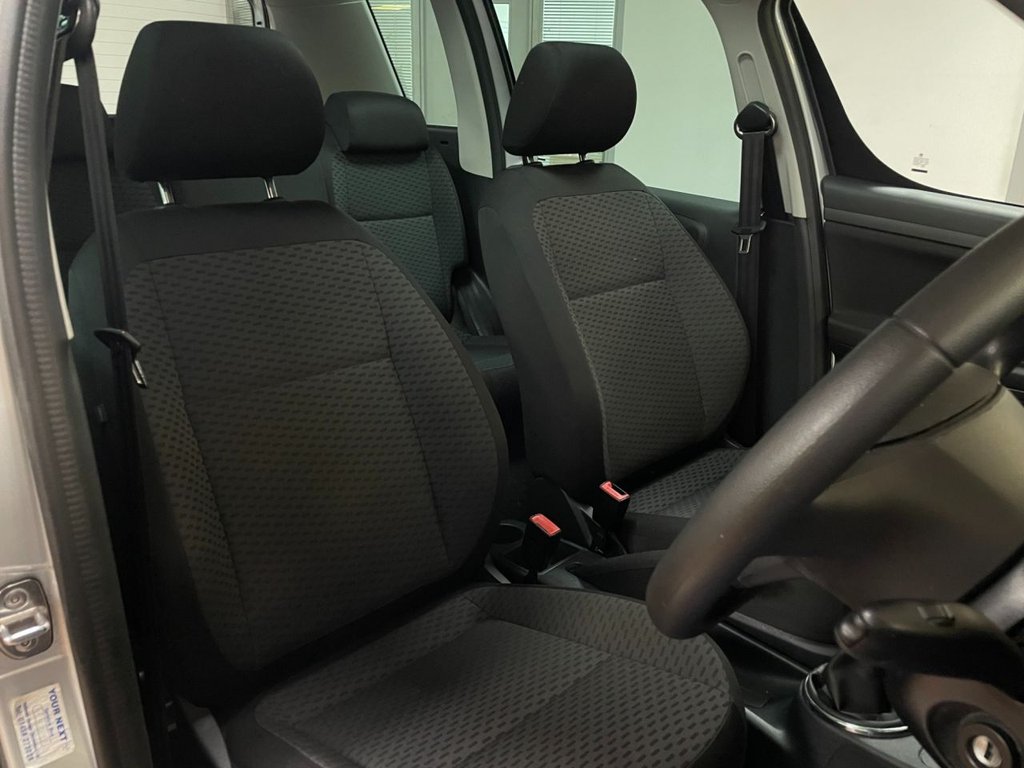 Used Skoda Roomster 2014 for sale - 76313230: Photo 17