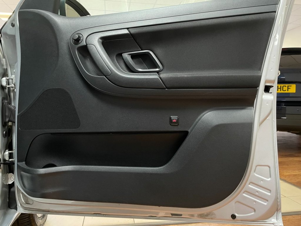 Used Skoda Roomster 2014 for sale - 76313230: Photo 36