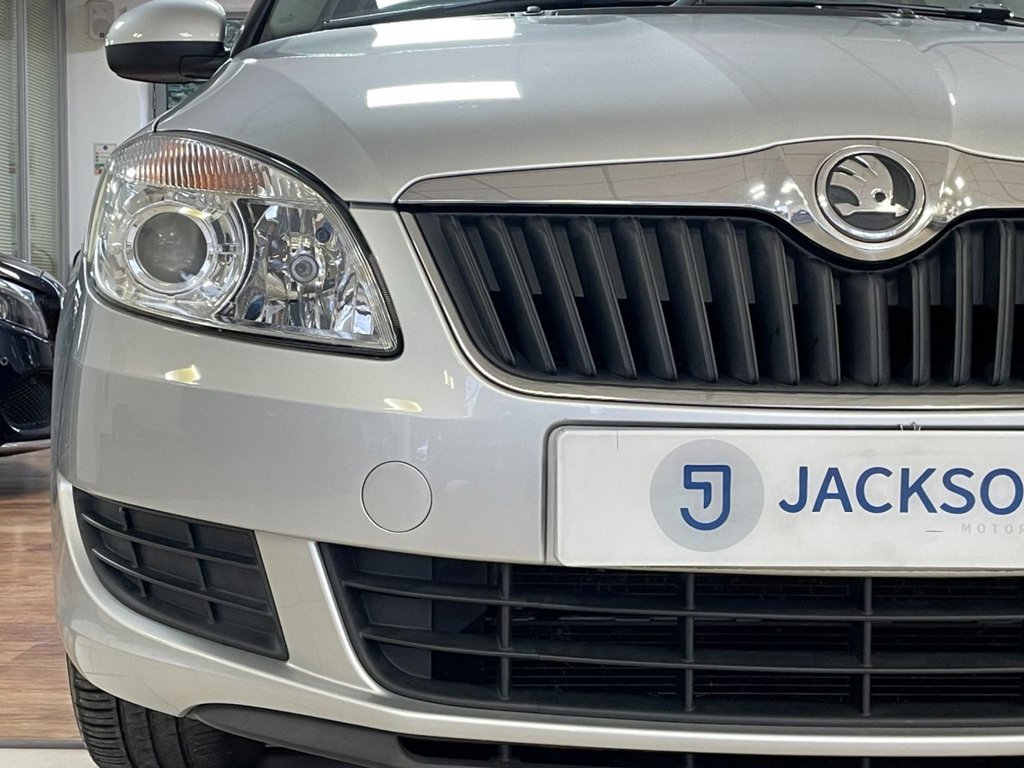 Used Skoda Roomster 2014 for sale - 76313230: Photo 4