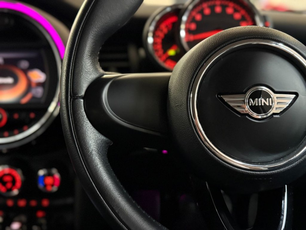 Used MINI Hatch 2015 for sale - 76927545: Photo 24