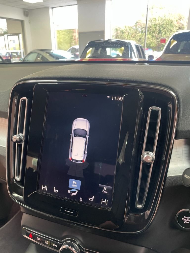 Used Volvo XC40 2021 for sale - 77153792: Photo 23