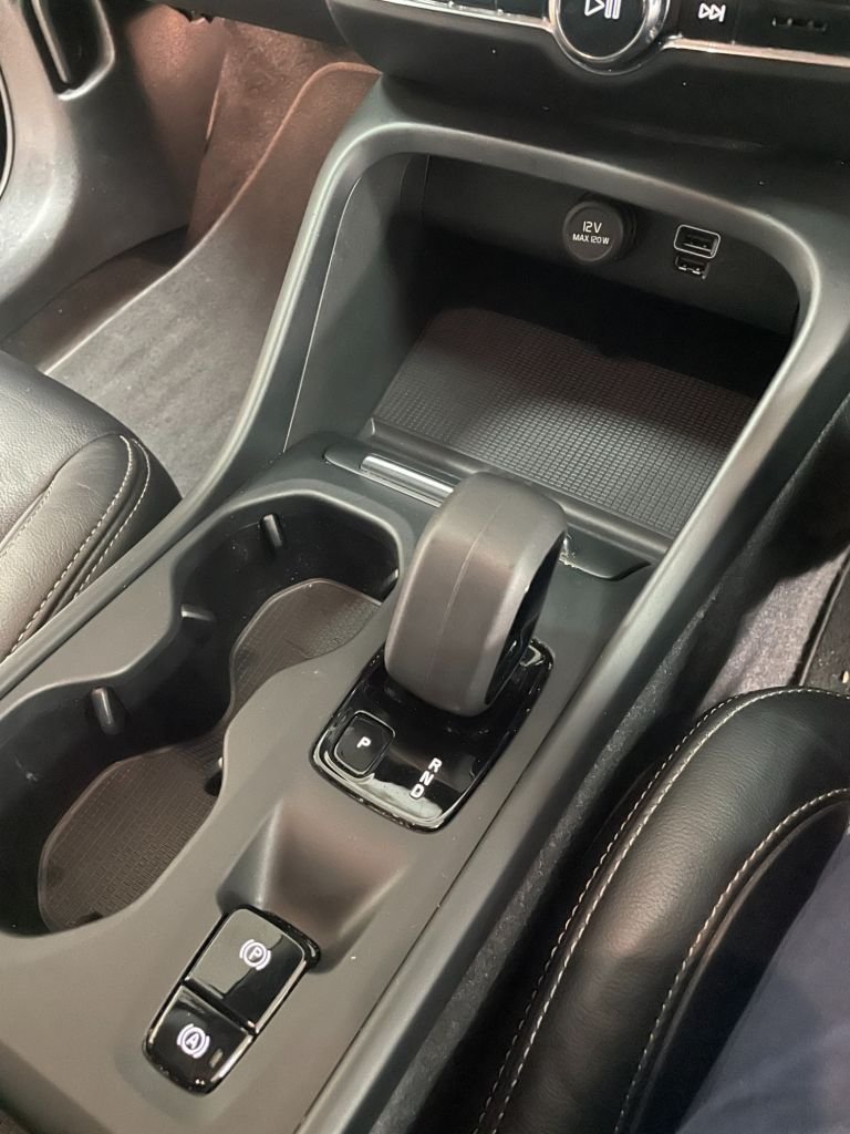 Used Volvo XC40 2021 for sale - 77153792: Photo 25