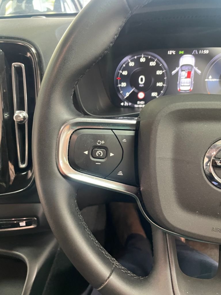 Used Volvo XC40 2021 for sale - 77153792: Photo 27