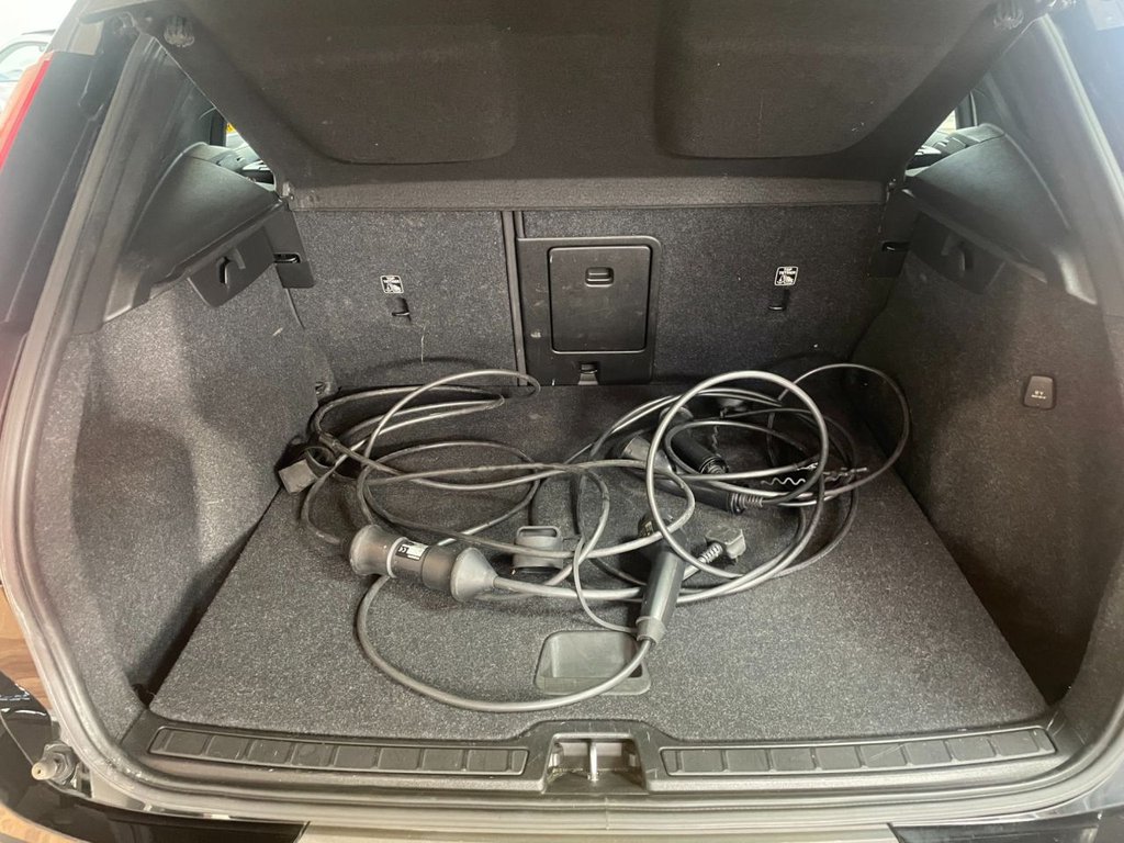 Used Volvo XC40 2021 for sale - 77153792: Photo 42