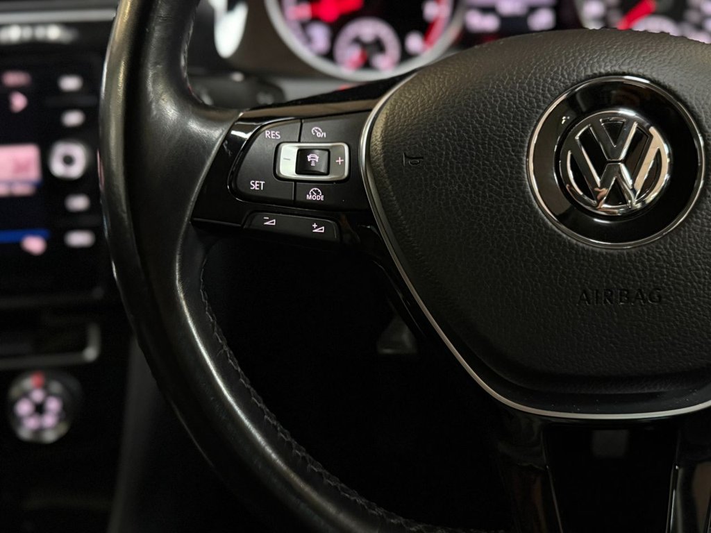 Used Volkswagen Golf 2018 for sale - 77193495: Photo 25