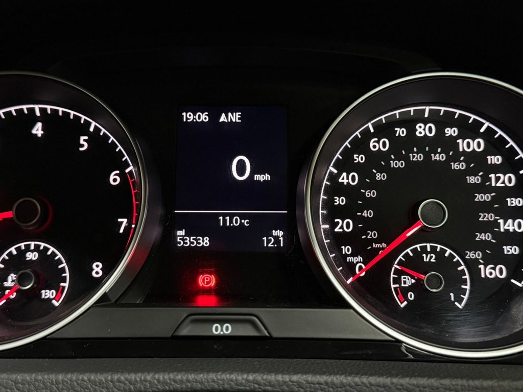 Used Volkswagen Golf 2018 for sale - 77193495: Photo 29