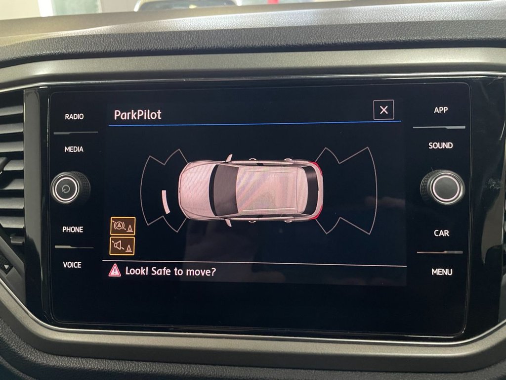 Used Volkswagen T-Roc 2020 for sale - 76711582: Photo 25