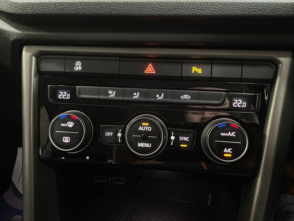 Used Volkswagen T-Roc 2020 for sale - 76711582: Photo 26