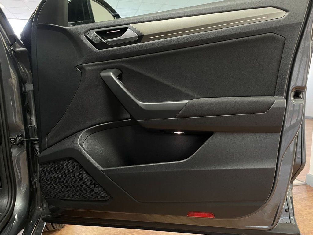 Used Volkswagen T-Roc 2020 for sale - 76711582: Photo 39