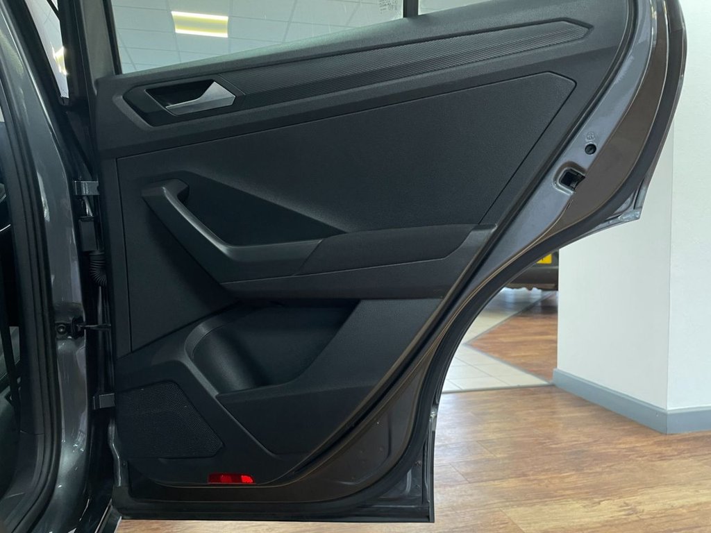 Used Volkswagen T-Roc 2020 for sale - 76711582: Photo 40