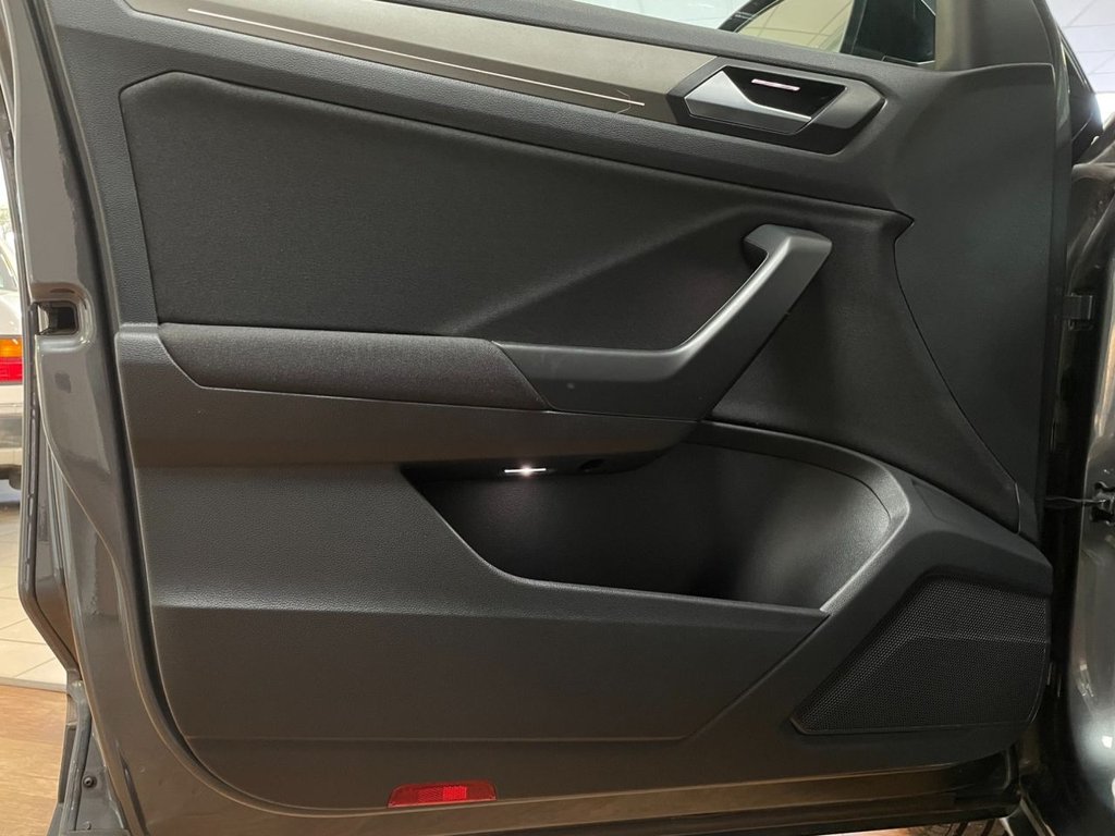 Used Volkswagen T-Roc 2020 for sale - 76711582: Photo 42