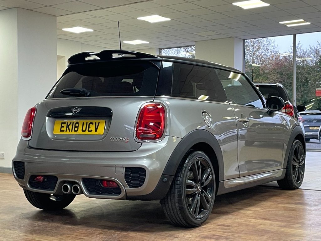 Used MINI Hatch 2018 for sale - 76768130: Photo 12