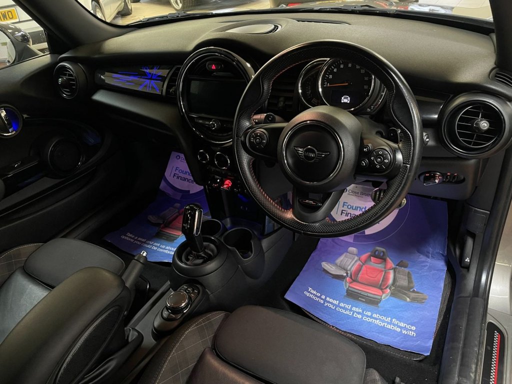 Used MINI Hatch 2018 for sale - 76768130: Photo 15