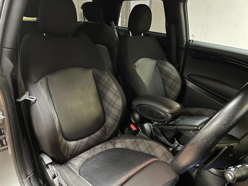 Used MINI Hatch 2018 for sale - 76768130: Photo 17